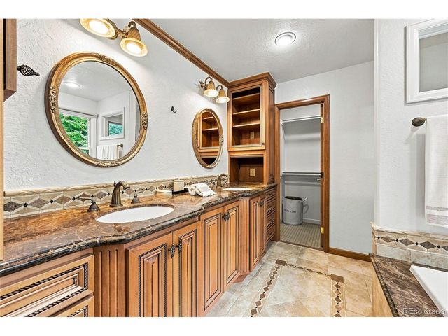 4220 S Allison St, Lakewood, CO 80235