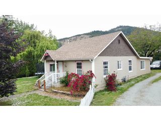 629 Ne JOHNSON St, Myrtle Creek, OR 97457
