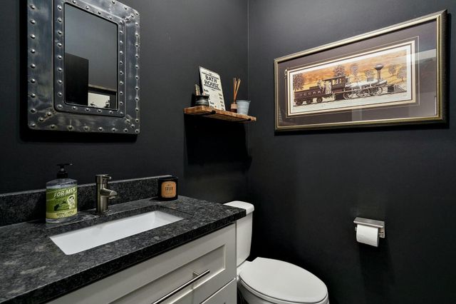 4748 E Forest Trails Drive, Springfield, MO 65809