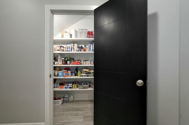 4748 E Forest Trails Drive, Springfield, MO 65809