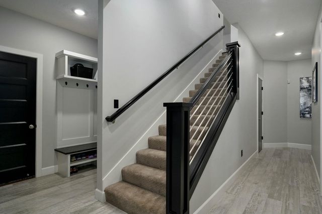 4748 E Forest Trails Drive, Springfield, MO 65809