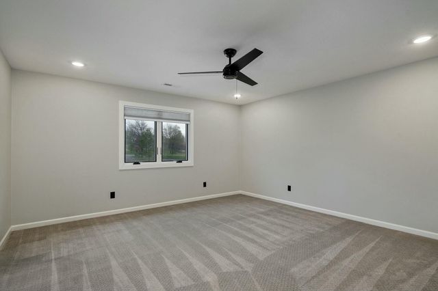 4748 E Forest Trails Drive, Springfield, MO 65809