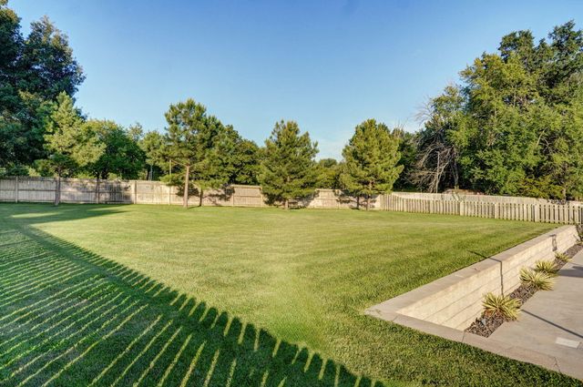 4748 E Forest Trails Drive, Springfield, MO 65809