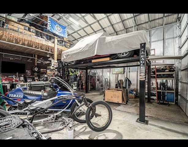 128 Maple Bluff Avenue, Prudenville, MI 48651