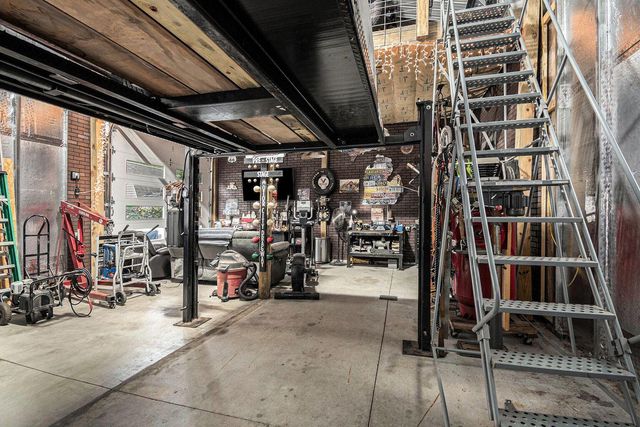 128 Maple Bluff Avenue, Prudenville, MI 48651