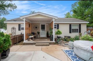 128 Maple Bluff Avenue, Prudenville, MI 48651