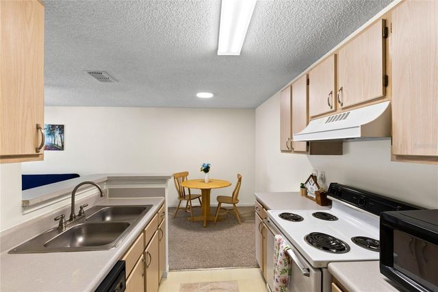 2516 GRASSY POINT DRIVE 102, Lake Mary, FL 32746