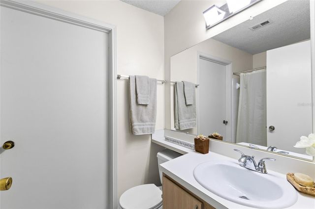 2516 GRASSY POINT DRIVE 102, Lake Mary, FL 32746