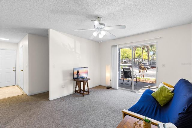 2516 GRASSY POINT DRIVE 102, Lake Mary, FL 32746