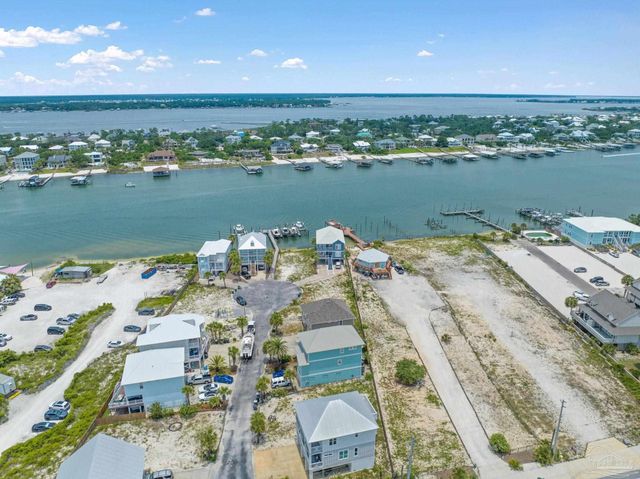 216 Key Largo Pl, Pensacola, FL 32507