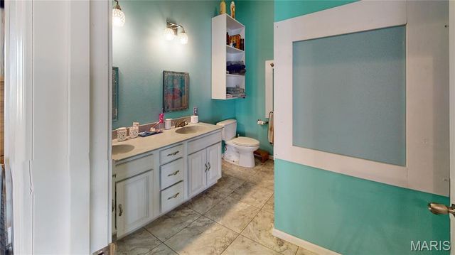 1445 Mount Zion Avenue, Greenville, IL 62246