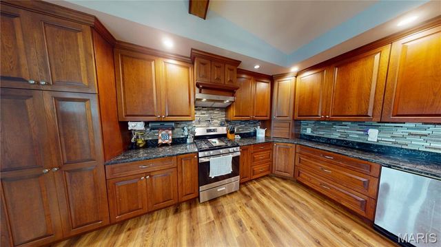 1445 Mount Zion Avenue, Greenville, IL 62246