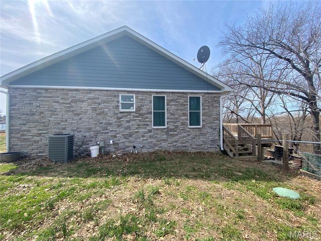 1445 Mount Zion Avenue, Greenville, IL 62246