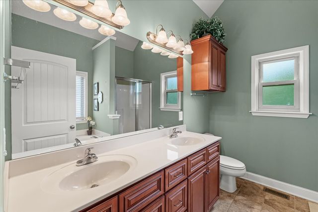 1002 Aenon Cir, Spring Hill, TN 37174