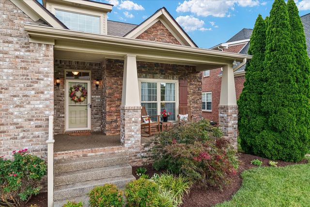 1002 Aenon Cir, Spring Hill, TN 37174