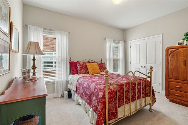 1002 Aenon Cir, Spring Hill, TN 37174