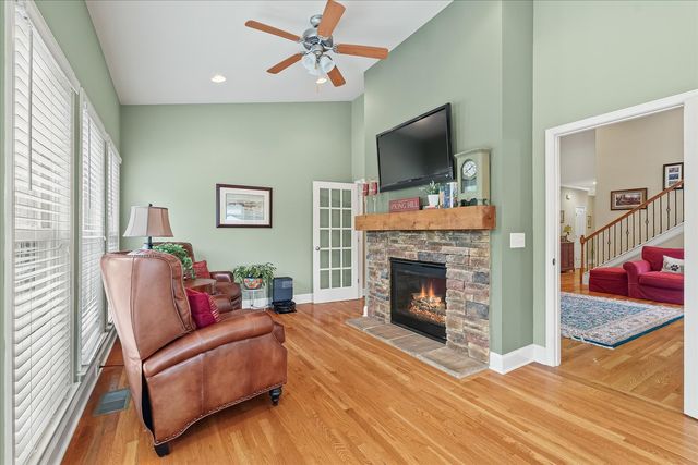 1002 Aenon Cir, Spring Hill, TN 37174