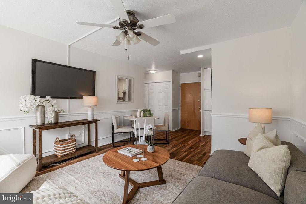 2101 CHESTNUT ST #310, Philadelphia, PA 19103 — photo 3
