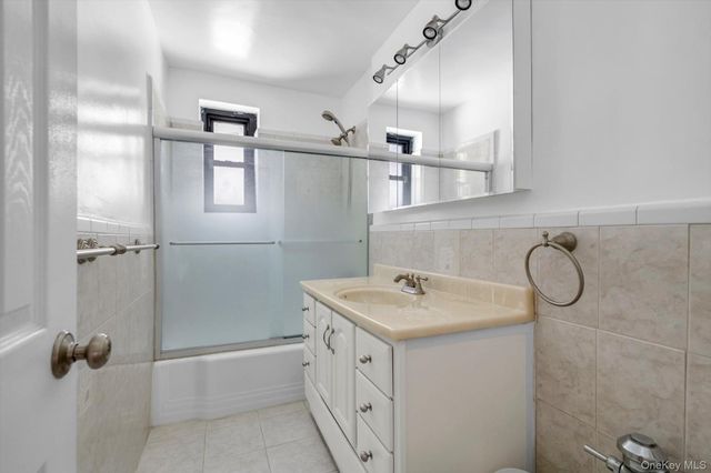 32-20 89th Street 108, East Elmhurst, NY 11369