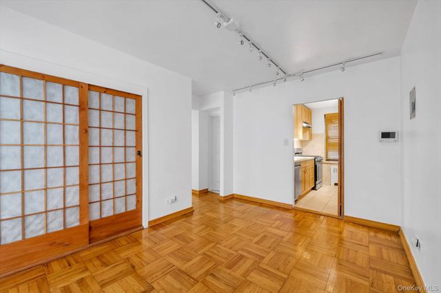 32-20 89th Street 108, East Elmhurst, NY 11369