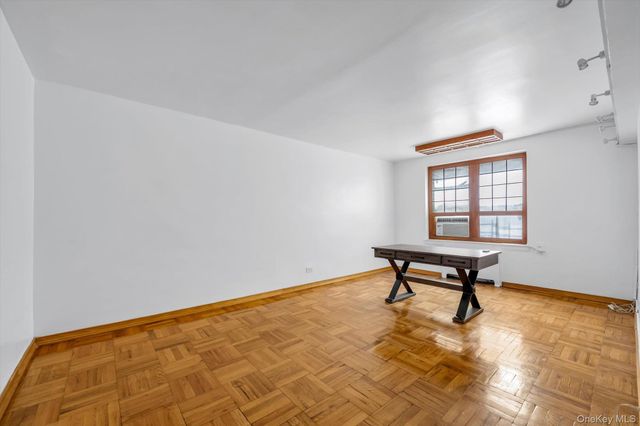 32-20 89th Street 108, East Elmhurst, NY 11369