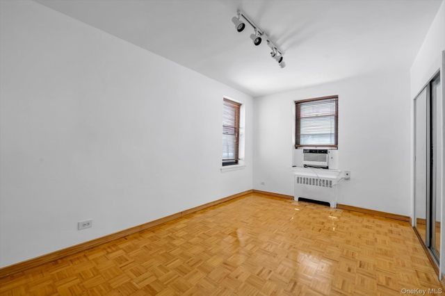 32-20 89th Street 108, East Elmhurst, NY 11369