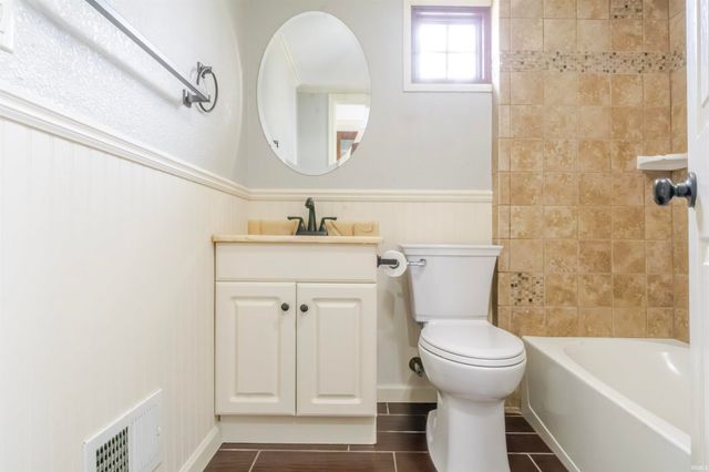 5005 S Harrison Street, Fort Wayne, IN 46807