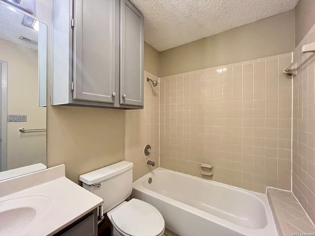 12124 Vista Nogal, San Antonio, TX 78213