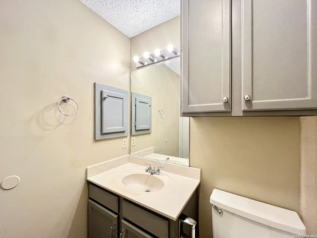 12124 Vista Nogal, San Antonio, TX 78213