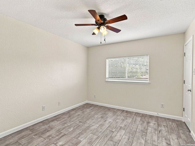 5512 Saffron Way, Leon Valley, TX 78238
