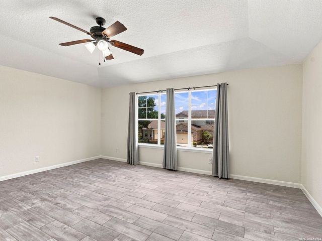 5512 Saffron Way, Leon Valley, TX 78238