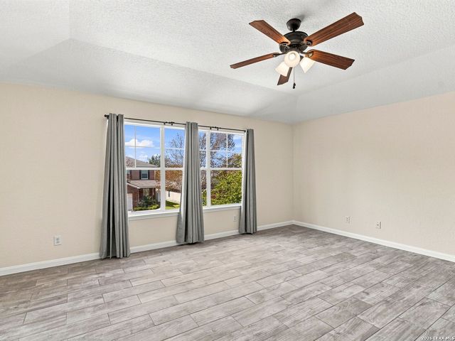 5512 Saffron Way, Leon Valley, TX 78238
