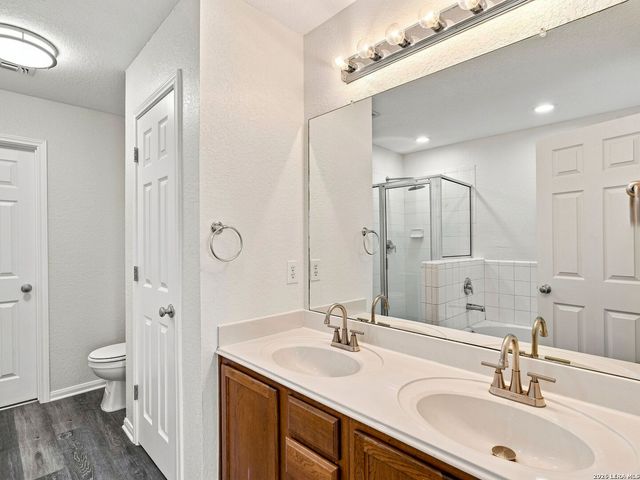 5512 Saffron Way, Leon Valley, TX 78238