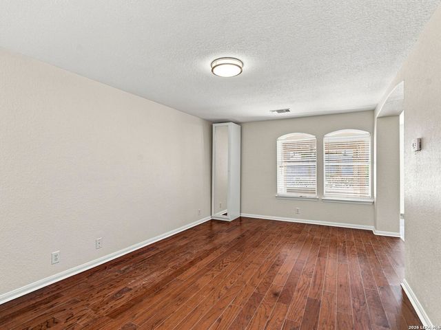 5512 Saffron Way, Leon Valley, TX 78238