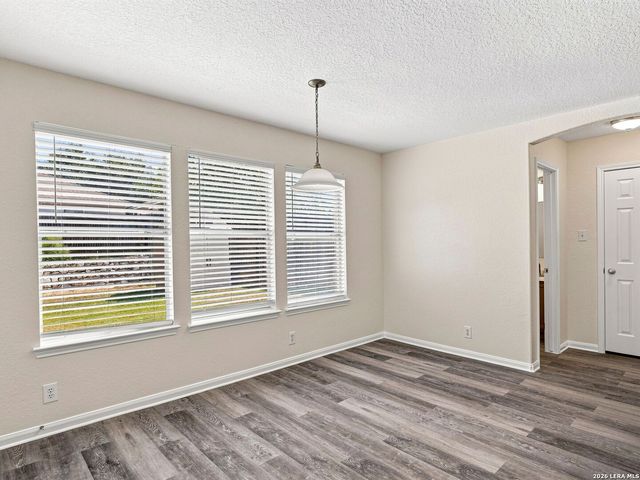 5512 Saffron Way, Leon Valley, TX 78238