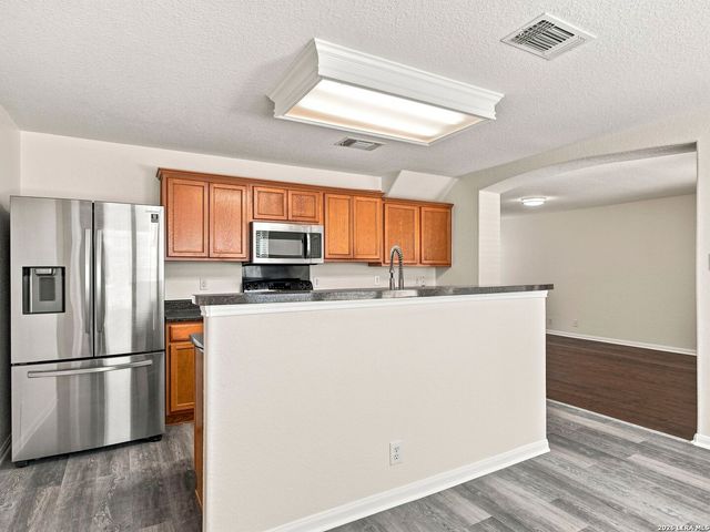 5512 Saffron Way, Leon Valley, TX 78238