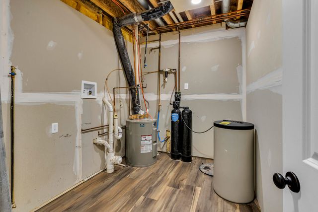 8373 S Stoney Lake Road, Napoleon Twp, MI 49201