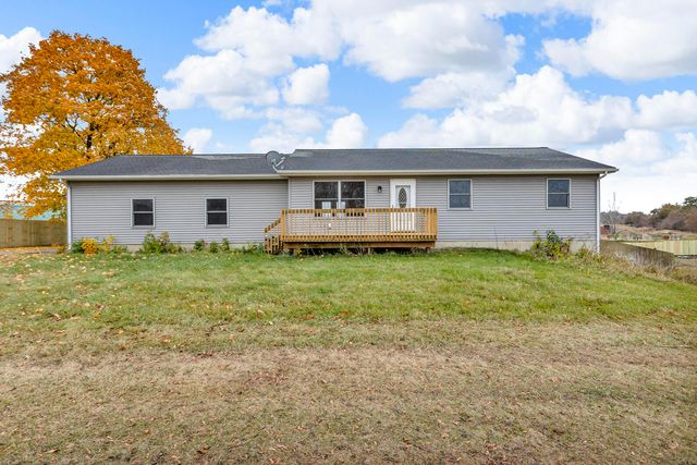8373 S Stoney Lake Road, Napoleon Twp, MI 49201