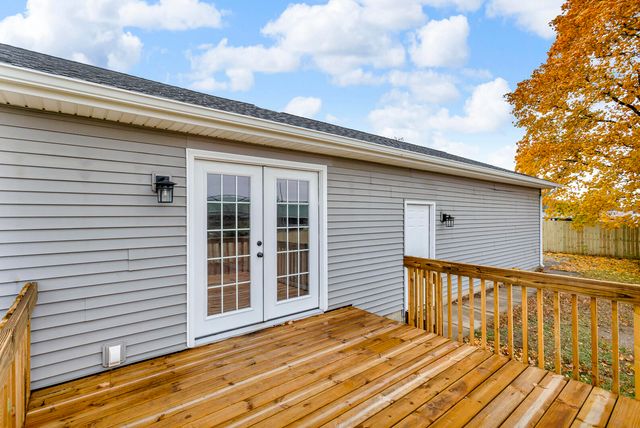 8373 S Stoney Lake Road, Napoleon Twp, MI 49201