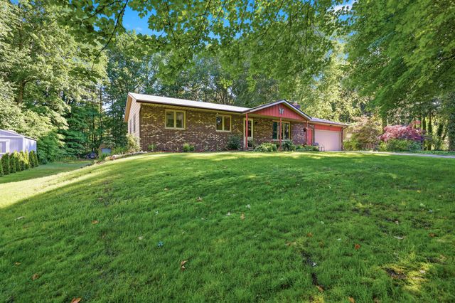 15915 Ryan Drive, Holland, MI 49424