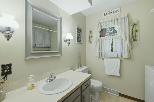 15915 Ryan Drive, Holland, MI 49424