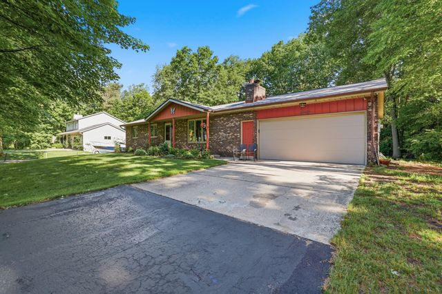 15915 Ryan Drive, Holland, MI 49424