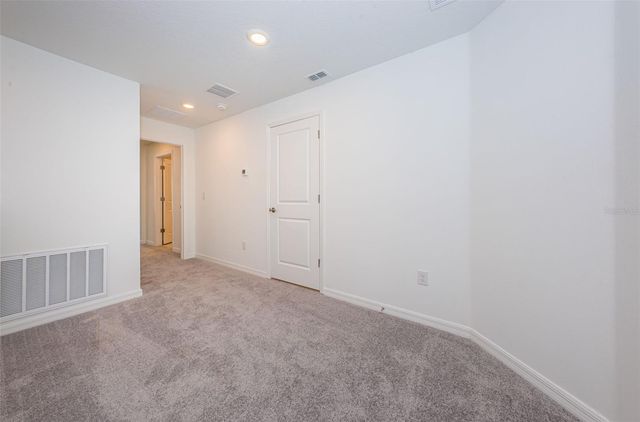 8327 CRESCENT OAKS DRIVE, New Port Richey, FL 34655