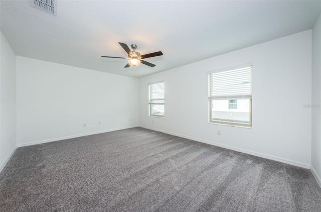 8327 CRESCENT OAKS DRIVE, New Port Richey, FL 34655