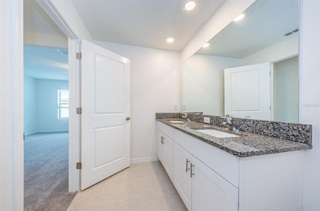 8327 CRESCENT OAKS DRIVE, New Port Richey, FL 34655