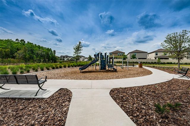 8327 CRESCENT OAKS DRIVE, New Port Richey, FL 34655