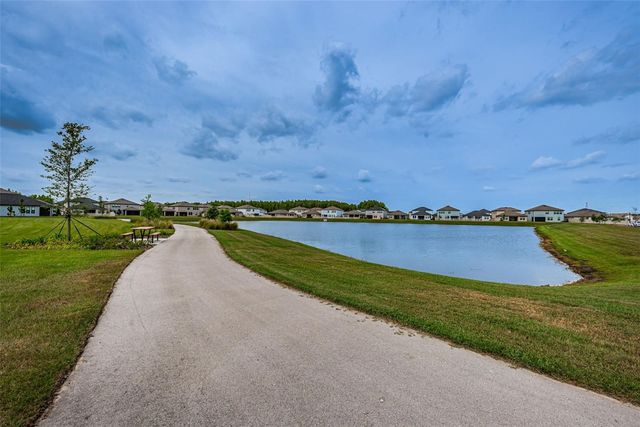 8327 CRESCENT OAKS DRIVE, New Port Richey, FL 34655