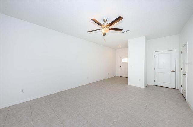 8327 CRESCENT OAKS DRIVE, New Port Richey, FL 34655