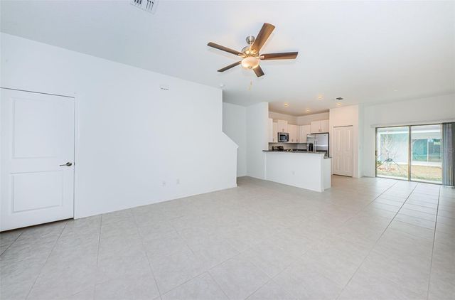 8327 CRESCENT OAKS DRIVE, New Port Richey, FL 34655