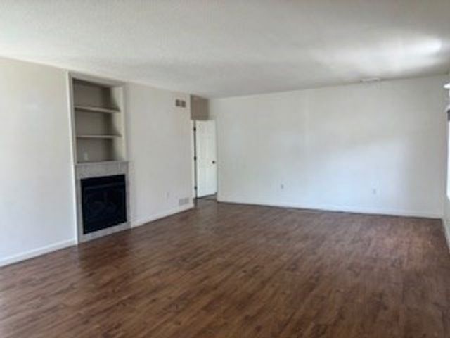 36 Fairway Ln 36, Blackstone, MA 01504